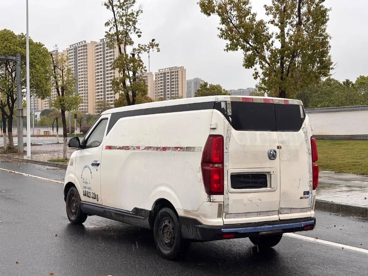 2018 SRM T20 EV BEV 35.04KWH,autocango,china used car exporter,china ev exporter,chinese used car exporter,chinese used ev exporter