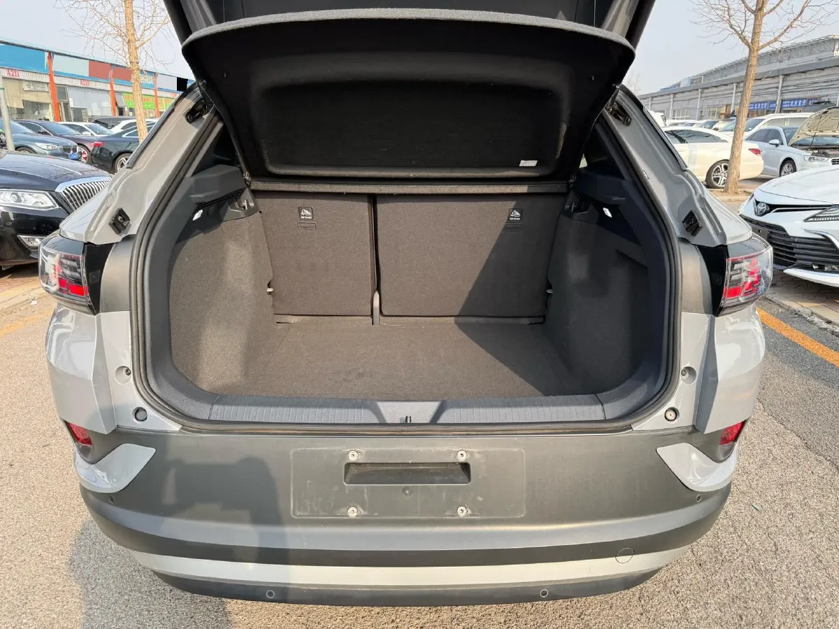 2022 Volkswagen ID.4 Crozz BEV 84.8KWH,autocango,china used car exporter,china ev exporter,chinese used car exporter,chinese used ev exporter