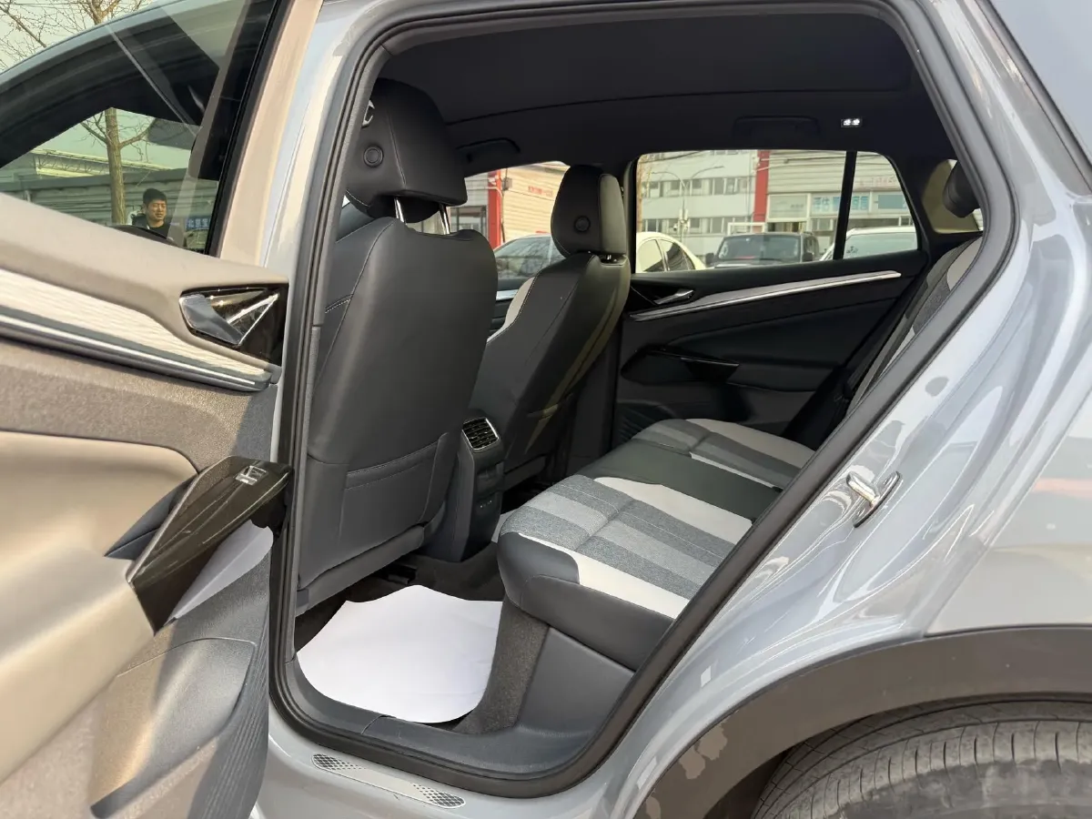 2022 Volkswagen ID.4 Crozz BEV 84.8KWH,autocango,china used car exporter,china ev exporter,chinese used car exporter,chinese used ev exporter