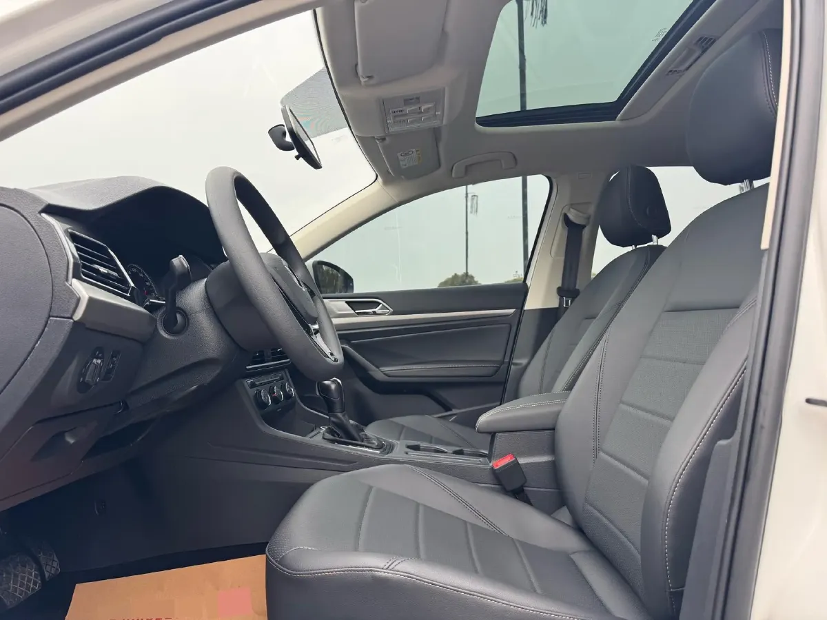 2019 Volkswagen Lavida 1.2T 116HP L4 7DCT,autocango,china used car exporter,china ev exporter,chinese used car exporter,chinese used ev exporter