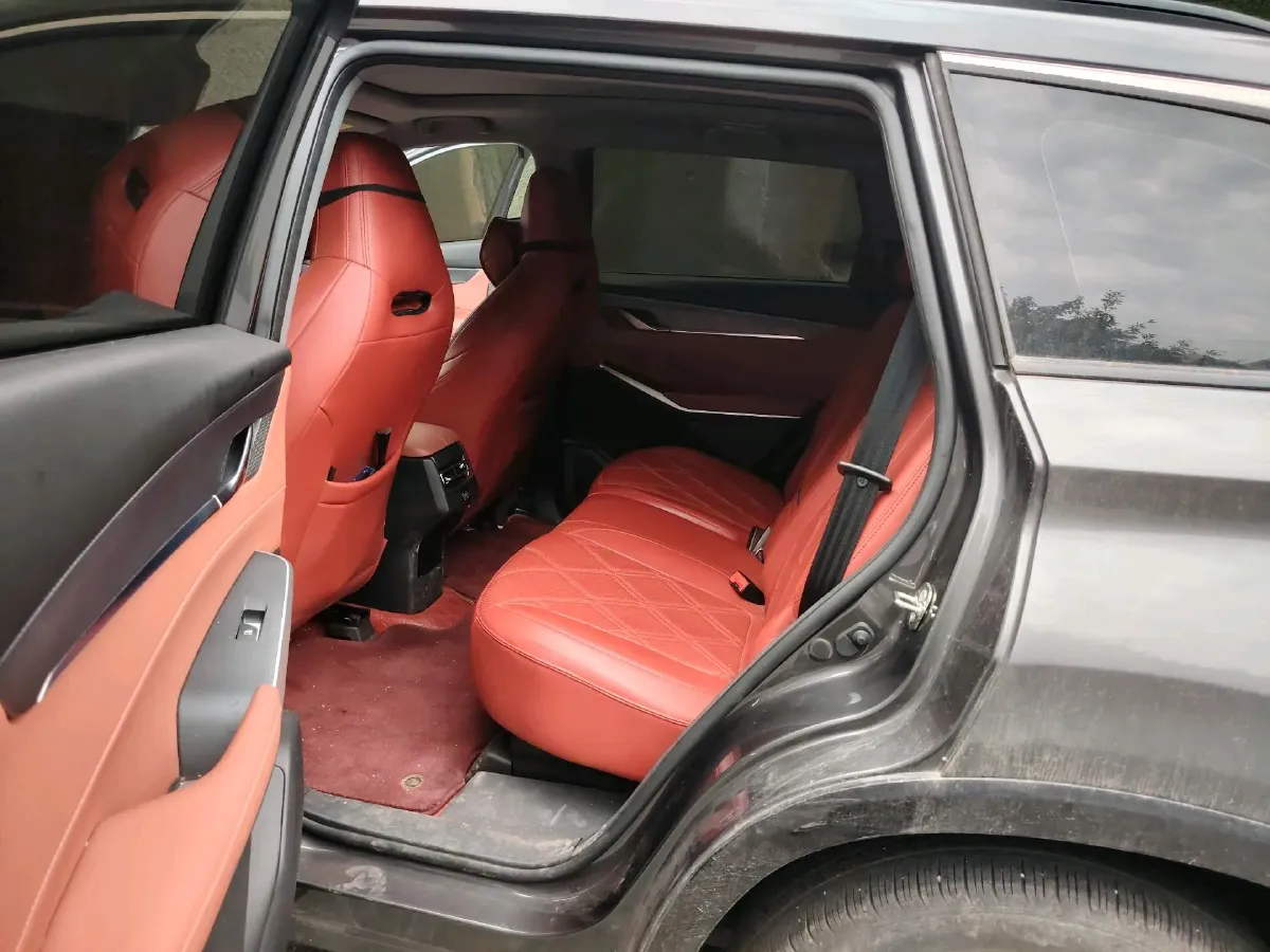 2023 ChangAn CS75 Plus 2.0T 233HP L4 8AT,autocango,china used car exporter,china ev exporter,chinese used car exporter,chinese used ev exporter