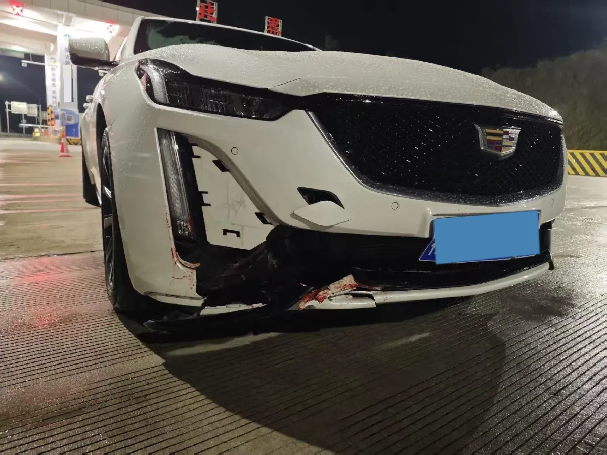 2023 Cadillac CT5 2.0T 237HP L4 10AT,autocango,china used car exporter,china ev exporter,chinese used car exporter,chinese used ev exporter