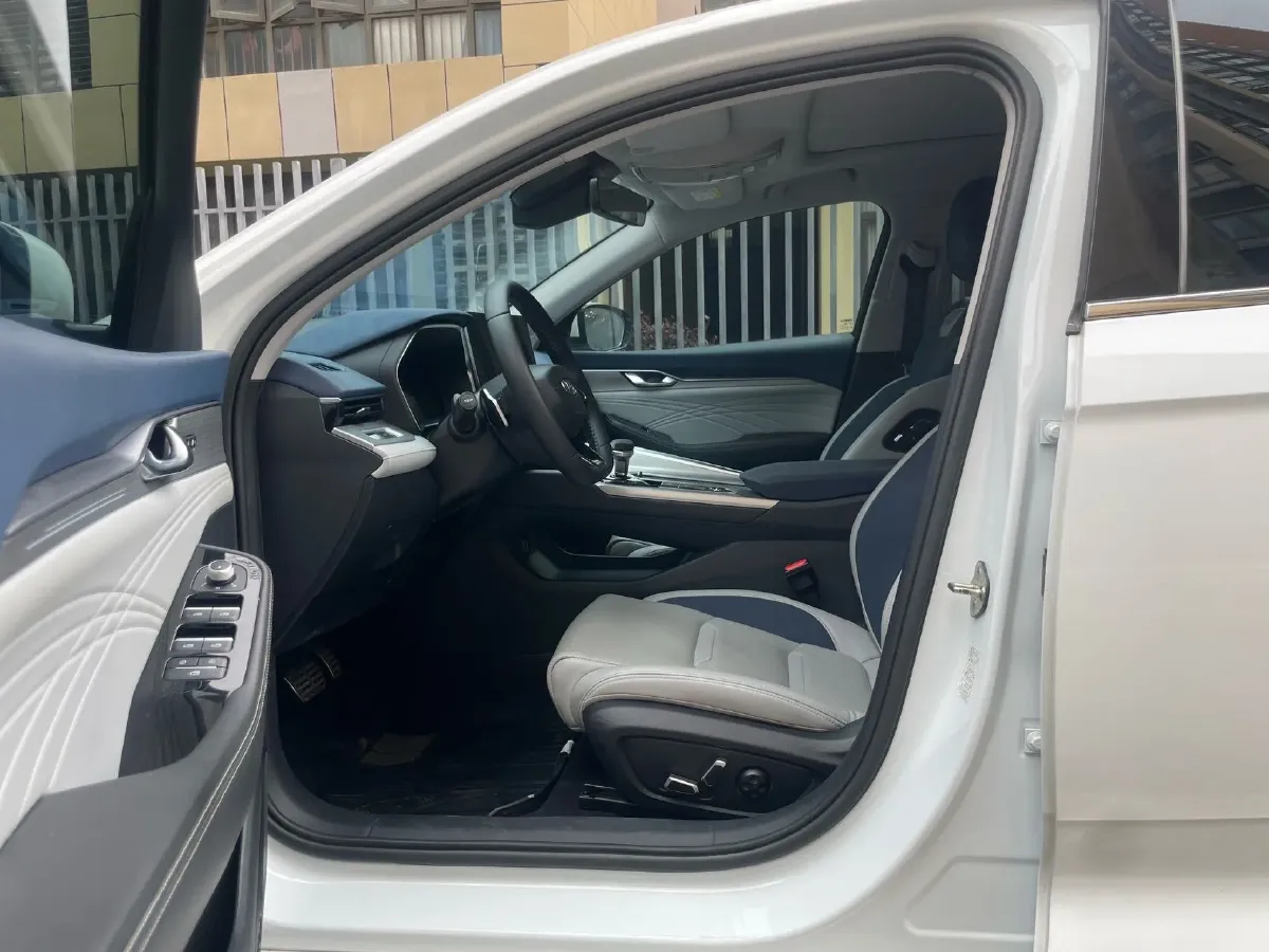 2020 Volkswagen C-Trek 1.5L 112HP L4 6AT,autocango,china used car exporter,china ev exporter,chinese used car exporter,chinese used ev exporter