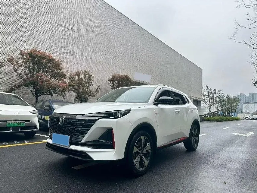 2022 ChangAn CS55 Plus 1.5T 180HP L4 7DCT,autocango,china used car exporter,china ev exporter,chinese used car exporter,chinese used ev exporter
