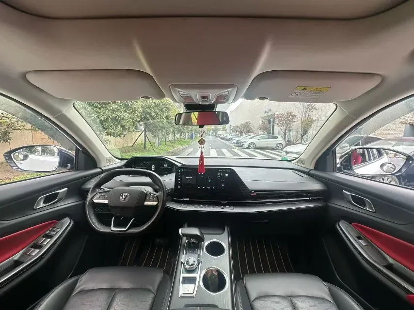 2022 ChangAn CS55 Plus 1.5T 180HP L4 7DCT,autocango,china used car exporter,china ev exporter,chinese used car exporter,chinese used ev exporter