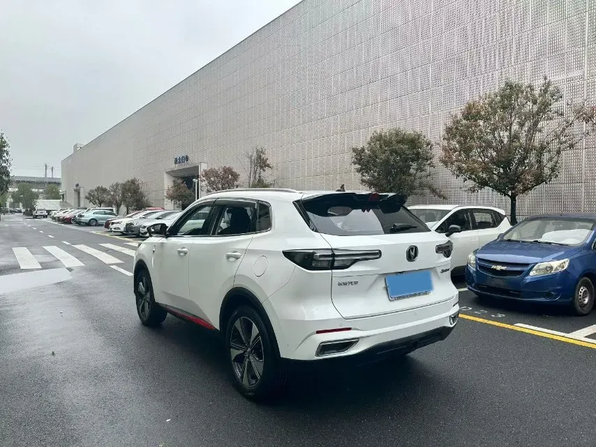 2022 ChangAn CS55 Plus 1.5T 180HP L4 7DCT,autocango,china used car exporter,china ev exporter,chinese used car exporter,chinese used ev exporter