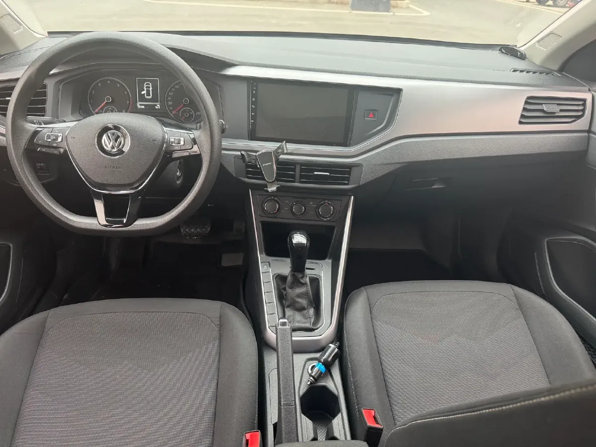 2019 Volkswagen Polo 1.5L 113HP L4 6AT,autocango,china used car exporter,china ev exporter,chinese used car exporter,chinese used ev exporter