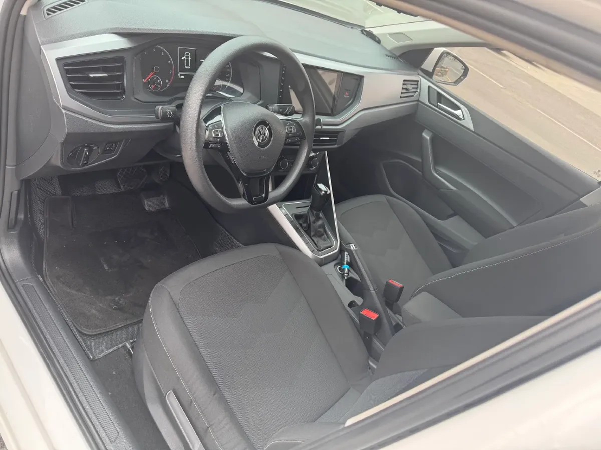 2019 Volkswagen Polo 1.5L 113HP L4 6AT,autocango,china used car exporter,china ev exporter,chinese used car exporter,chinese used ev exporter