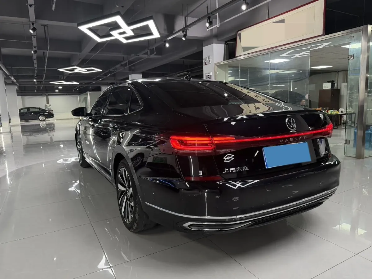2023 Volkswagen Passat 2.0T 186HP L4 7DCT,autocango,china used car exporter,china ev exporter,chinese used car exporter,chinese used ev exporter