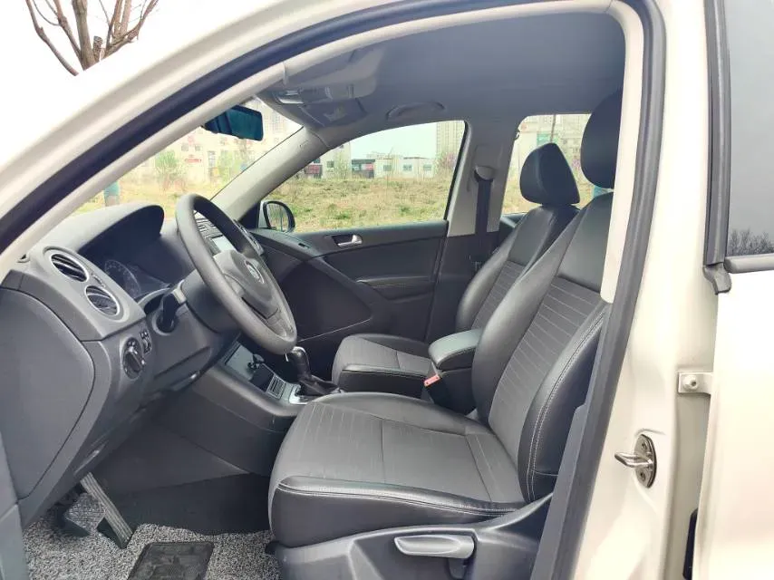 2017 MAXUS T60 2.0T 224HP L4 6AT,autocango,china used car exporter,china ev exporter,chinese used car exporter,chinese used ev exporter