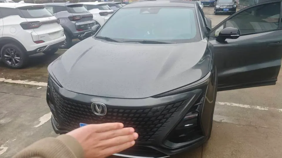 2022 ChangAn UNI-T 1.5T 188HP L4 7DCT,autocango,china used car exporter,china ev exporter,chinese used car exporter,chinese used ev exporter