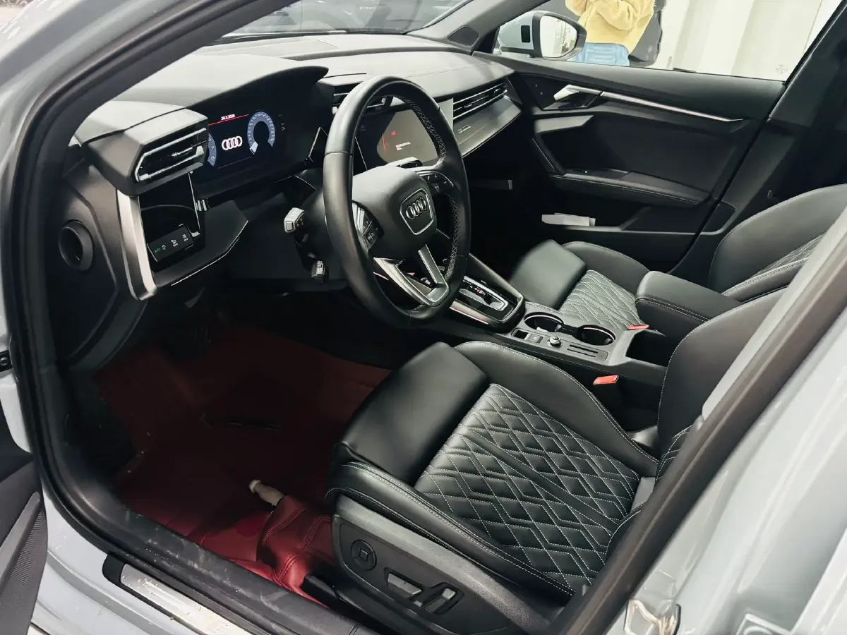 2025 Audi A3 1.5T 160HP L4 7DCT,autocango,china used car exporter,china ev exporter,chinese used car exporter,chinese used ev exporter