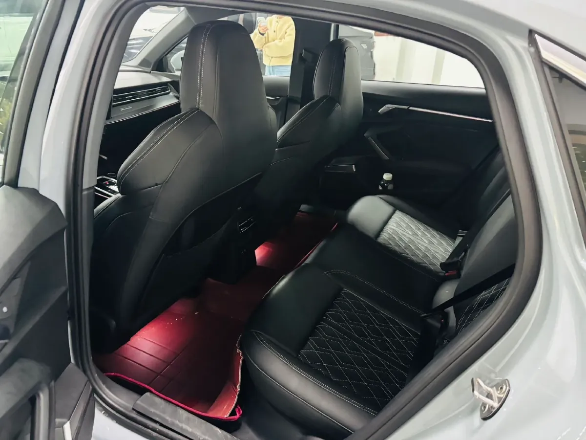 2025 Audi A3 1.5T 160HP L4 7DCT,autocango,china used car exporter,china ev exporter,chinese used car exporter,chinese used ev exporter