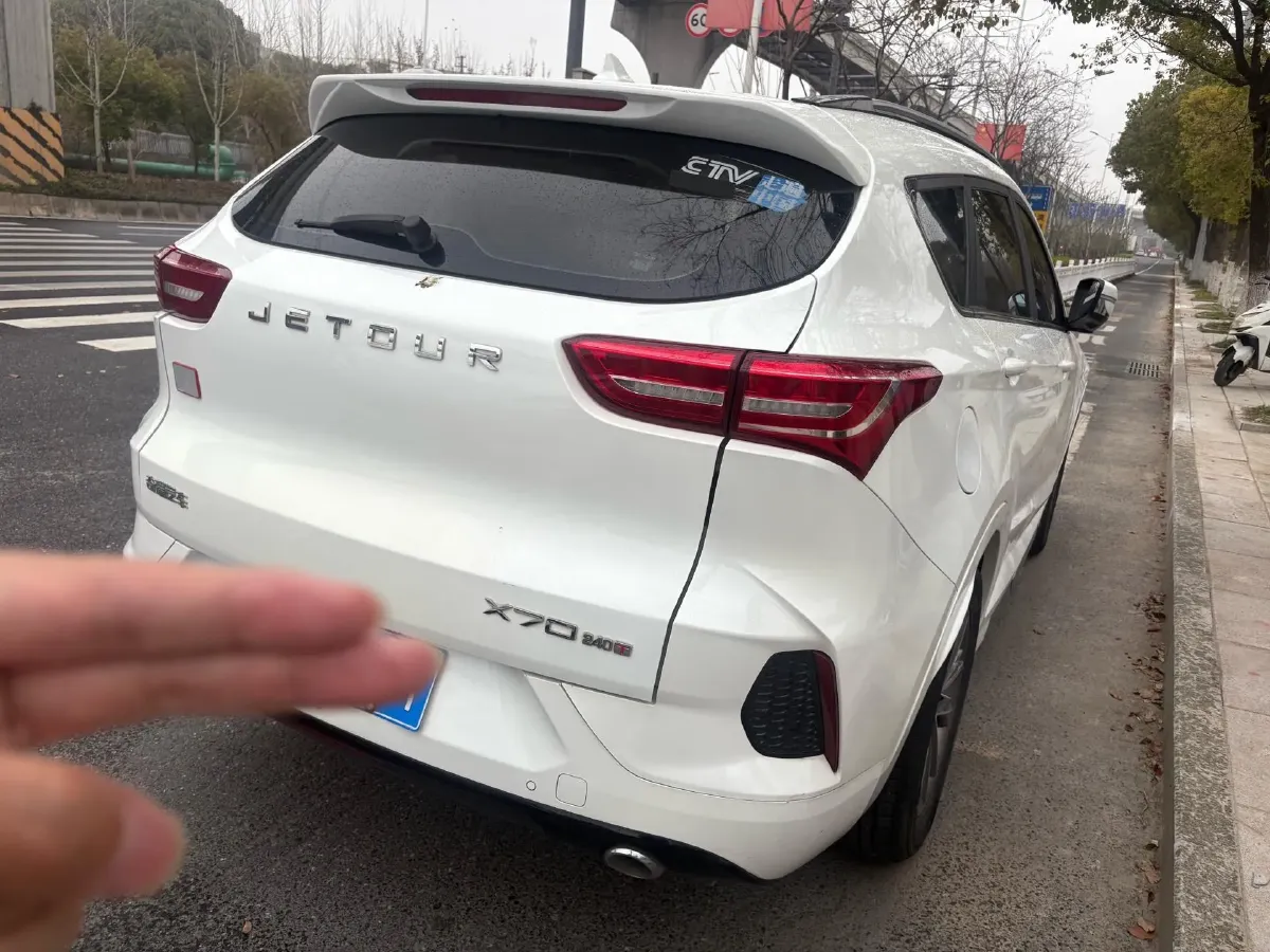 2020 Jetour X70 1.5T 156HP L4 6DCT,autocango,china used car exporter,china ev exporter,chinese used car exporter,chinese used ev exporter