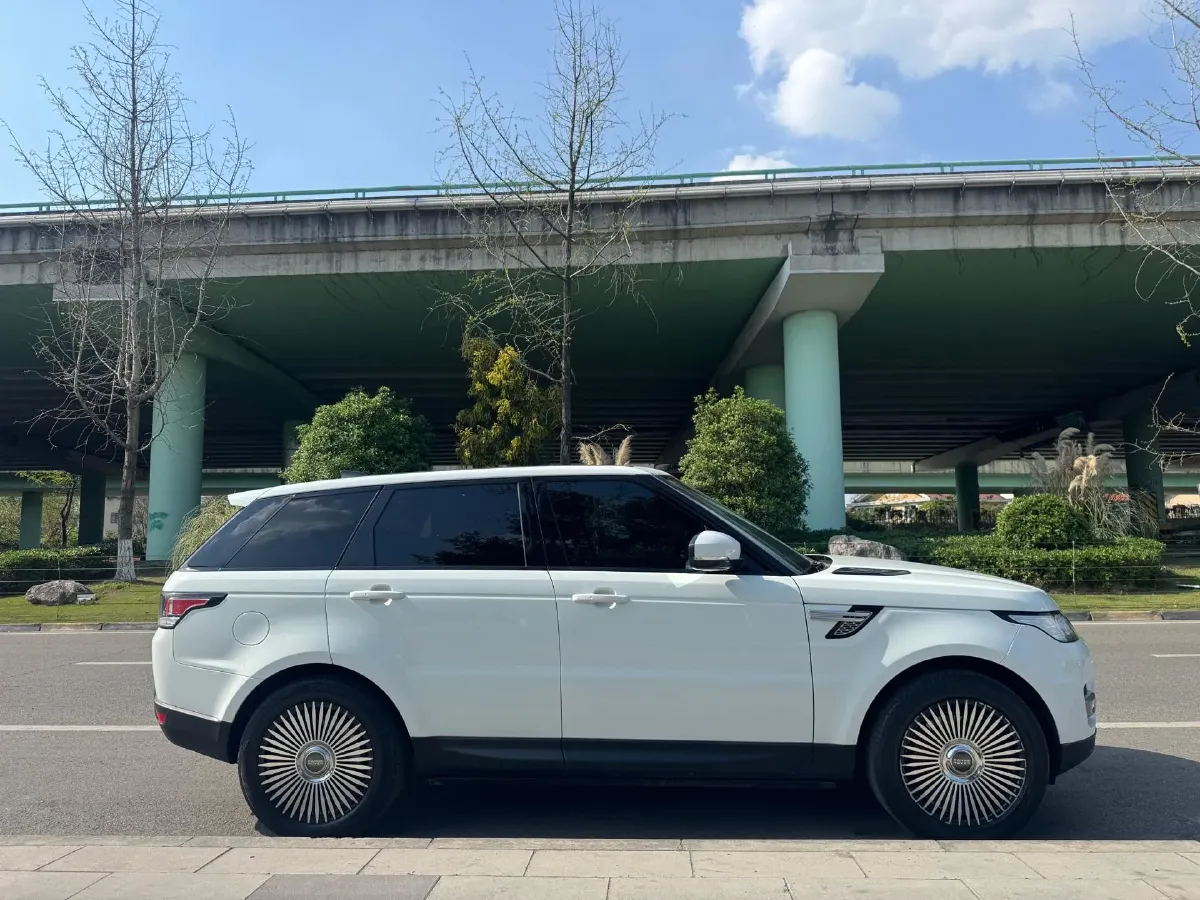 2017 Land Rover Range Rover Sport 3.0T 340HP V6 8AT,autocango,china used car exporter,china ev exporter,chinese used car exporter,chinese used ev exporter