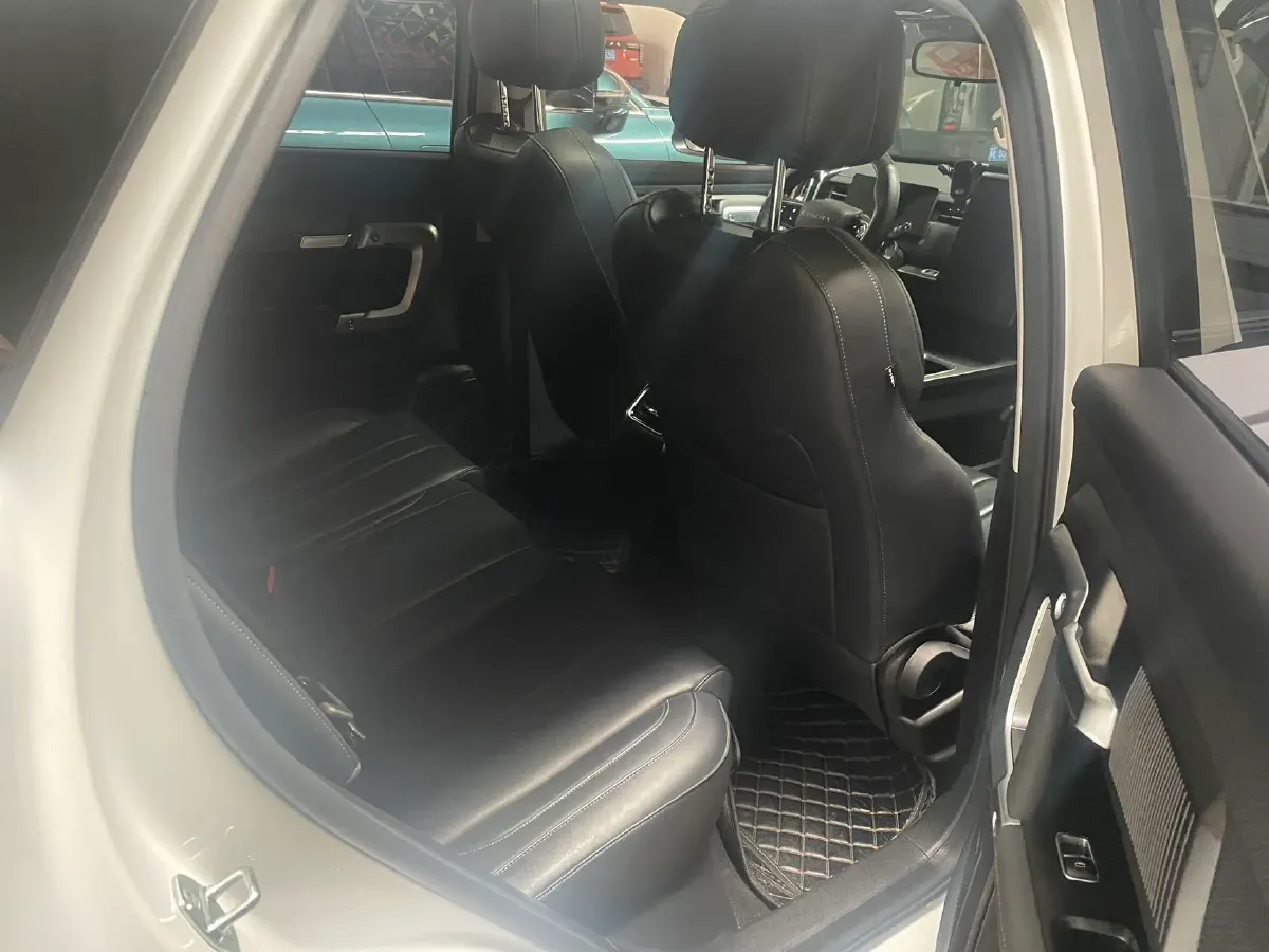 2023 Chery Exploration 06 1.6T 197HP L4 7DCT,autocango,china used car exporter,china ev exporter,chinese used car exporter,chinese used ev exporter