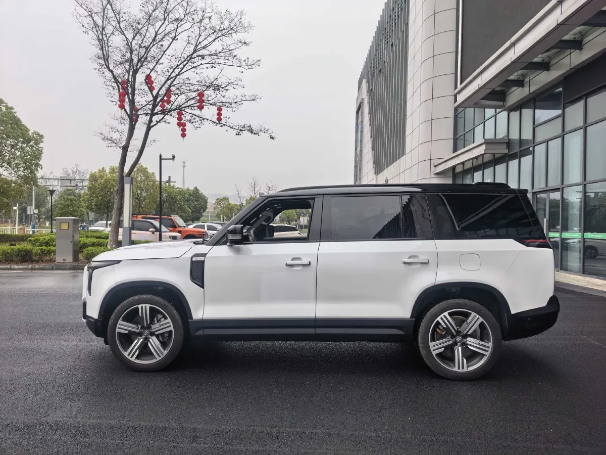 2024 ROXROX 01 1.5T 152HP L4 REEV 44.5KWH,autocango,china used car exporter,china ev exporter,chinese used car exporter,chinese used ev exporter