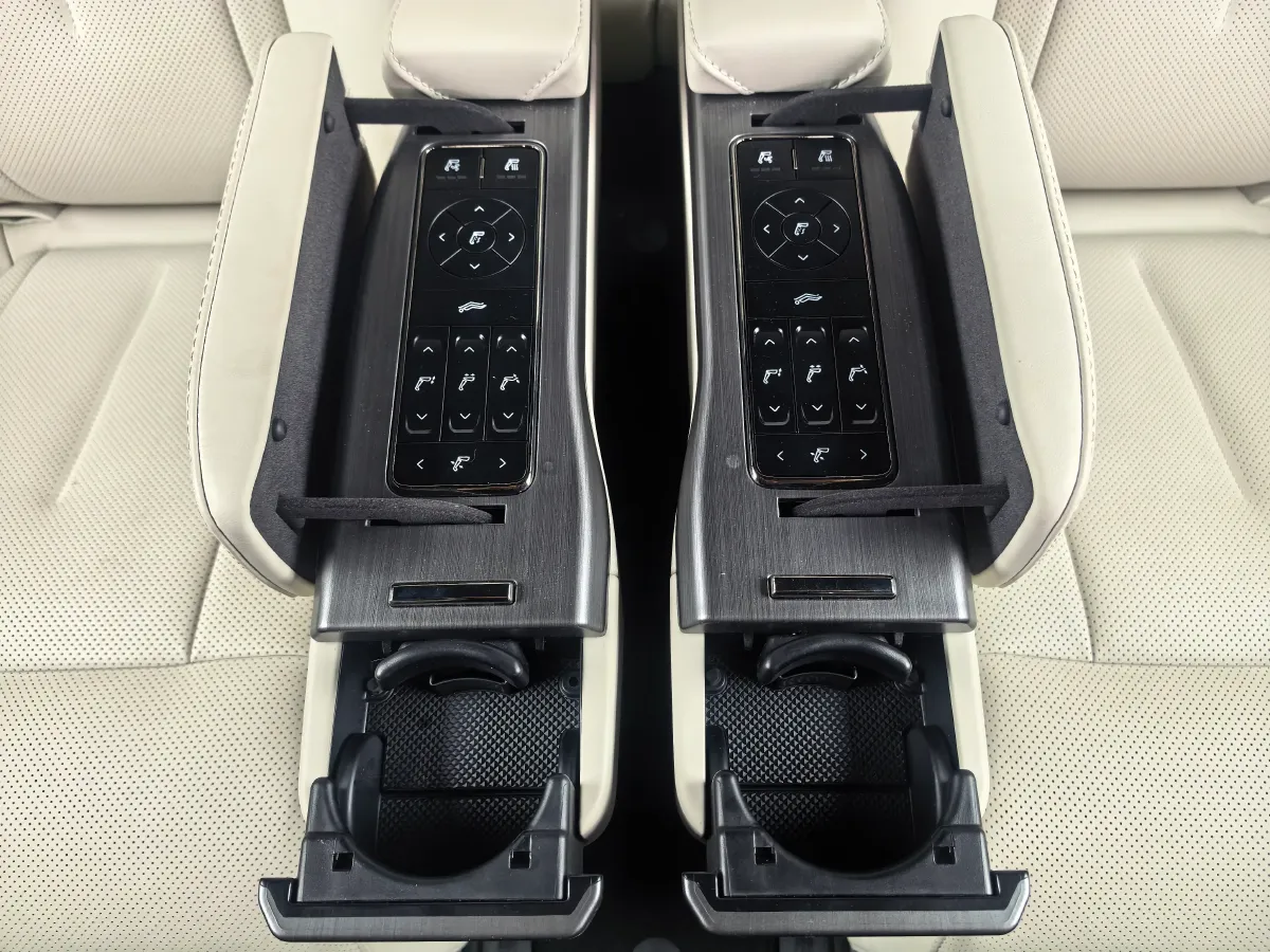 2024 ROXROX 01 1.5T 152HP L4 REEV 44.5KWH,autocango,china used car exporter,china ev exporter,chinese used car exporter,chinese used ev exporter