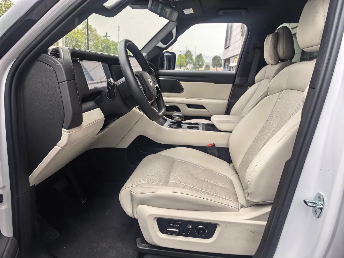 2024 ROXROX 01 1.5T 152HP L4 REEV 44.5KWH,autocango,china used car exporter,china ev exporter,chinese used car exporter,chinese used ev exporter