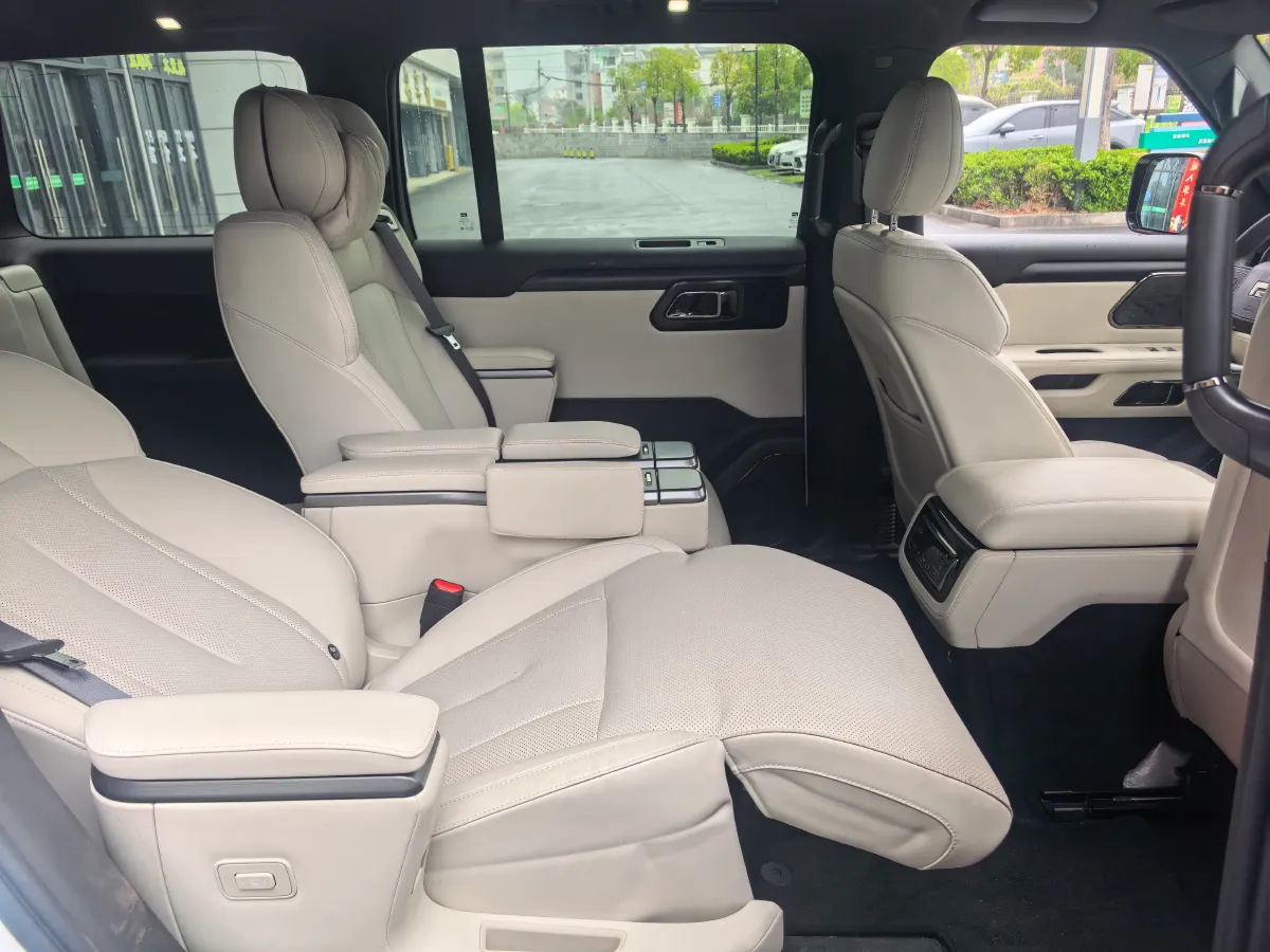 2024 ROXROX 01 1.5T 152HP L4 REEV 44.5KWH,autocango,china used car exporter,china ev exporter,chinese used car exporter,chinese used ev exporter