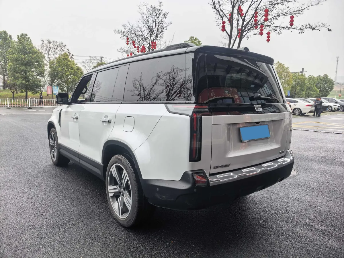 2024 ROXROX 01 1.5T 152HP L4 REEV 44.5KWH,autocango,china used car exporter,china ev exporter,chinese used car exporter,chinese used ev exporter