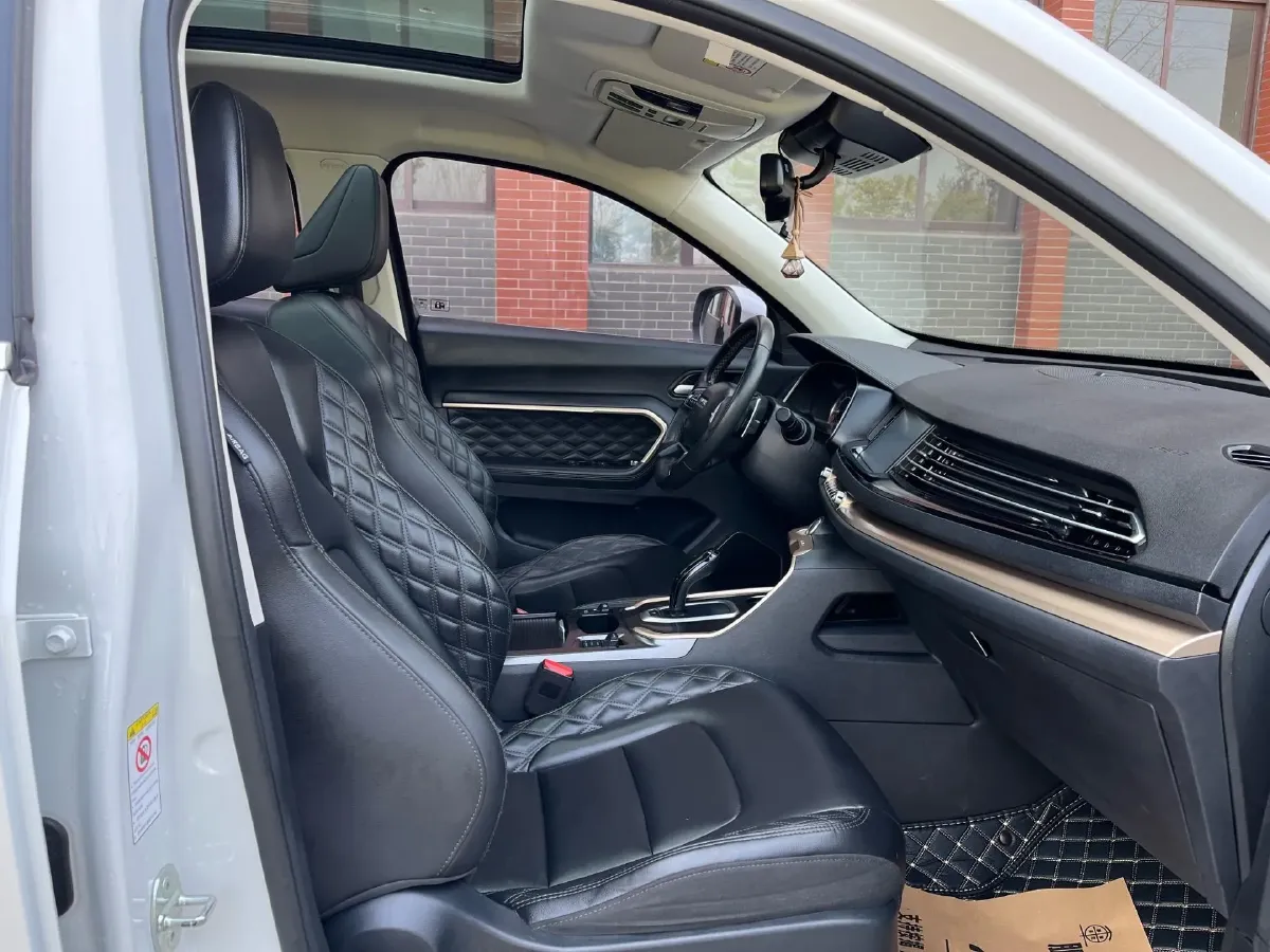 2021 Haval H6 1.5T 150HP L4 7DCT,autocango,china used car exporter,china ev exporter,chinese used car exporter,chinese used ev exporter