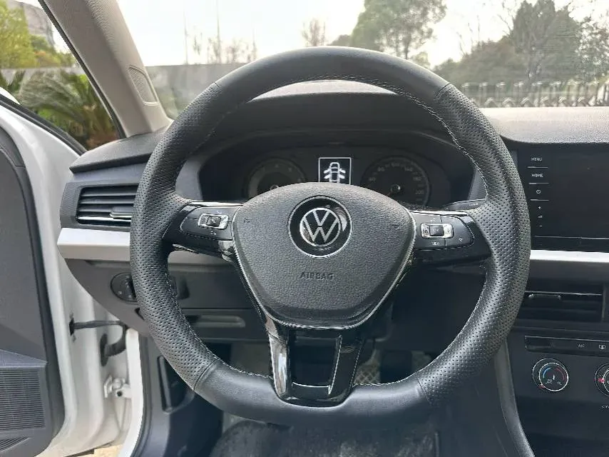 2021 Volkswagen Lavida 1.5L 113HP L4 6AT,autocango,china used car exporter,china ev exporter,chinese used car exporter,chinese used ev exporter