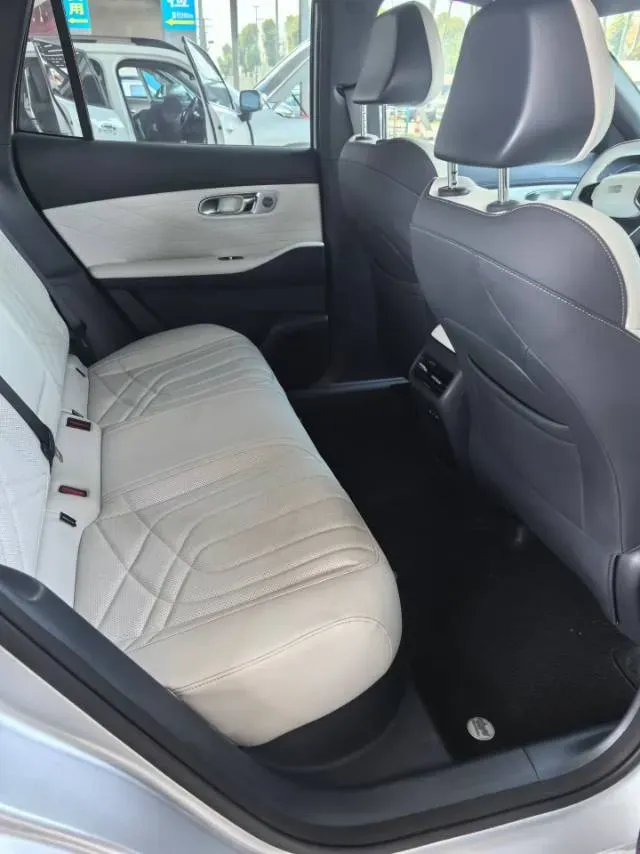 2025 WuLing XingGuangS 1.5L 106HP L4 E-CVT PHEV,autocango,china used car exporter,china ev exporter,chinese used car exporter,chinese used ev exporter