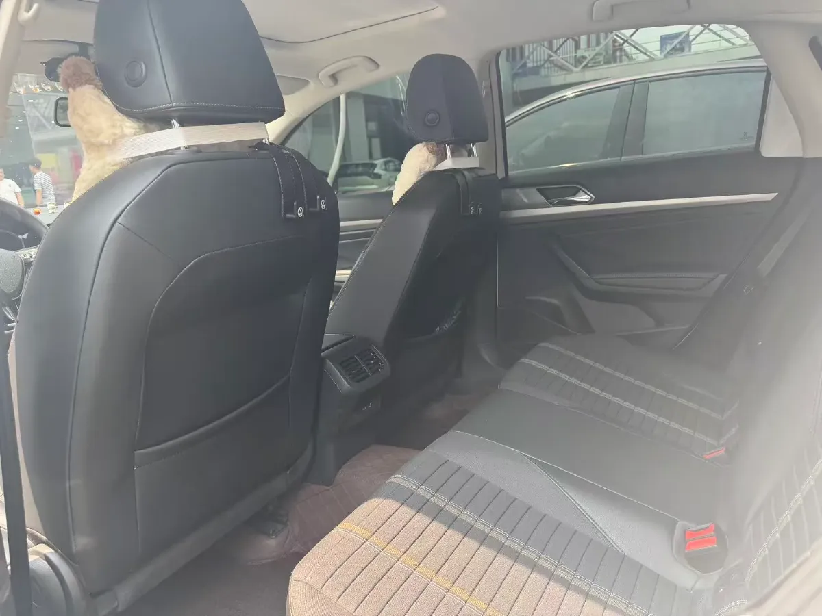 2022 Volkswagen Sagitar 1.2T 116HP L4 7DCT,autocango,china used car exporter,china ev exporter,chinese used car exporter,chinese used ev exporter