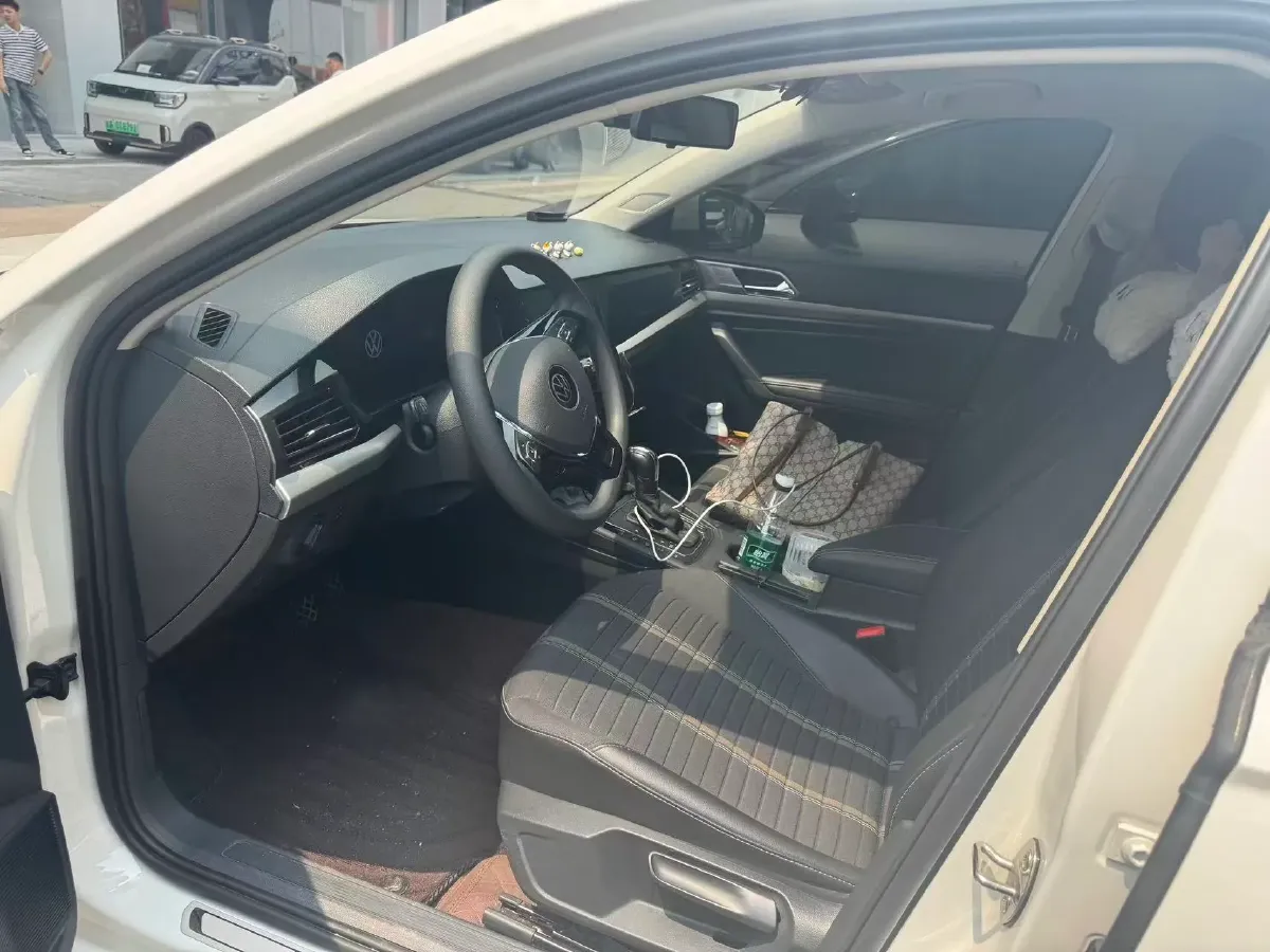 2022 Volkswagen Sagitar 1.2T 116HP L4 7DCT,autocango,china used car exporter,china ev exporter,chinese used car exporter,chinese used ev exporter