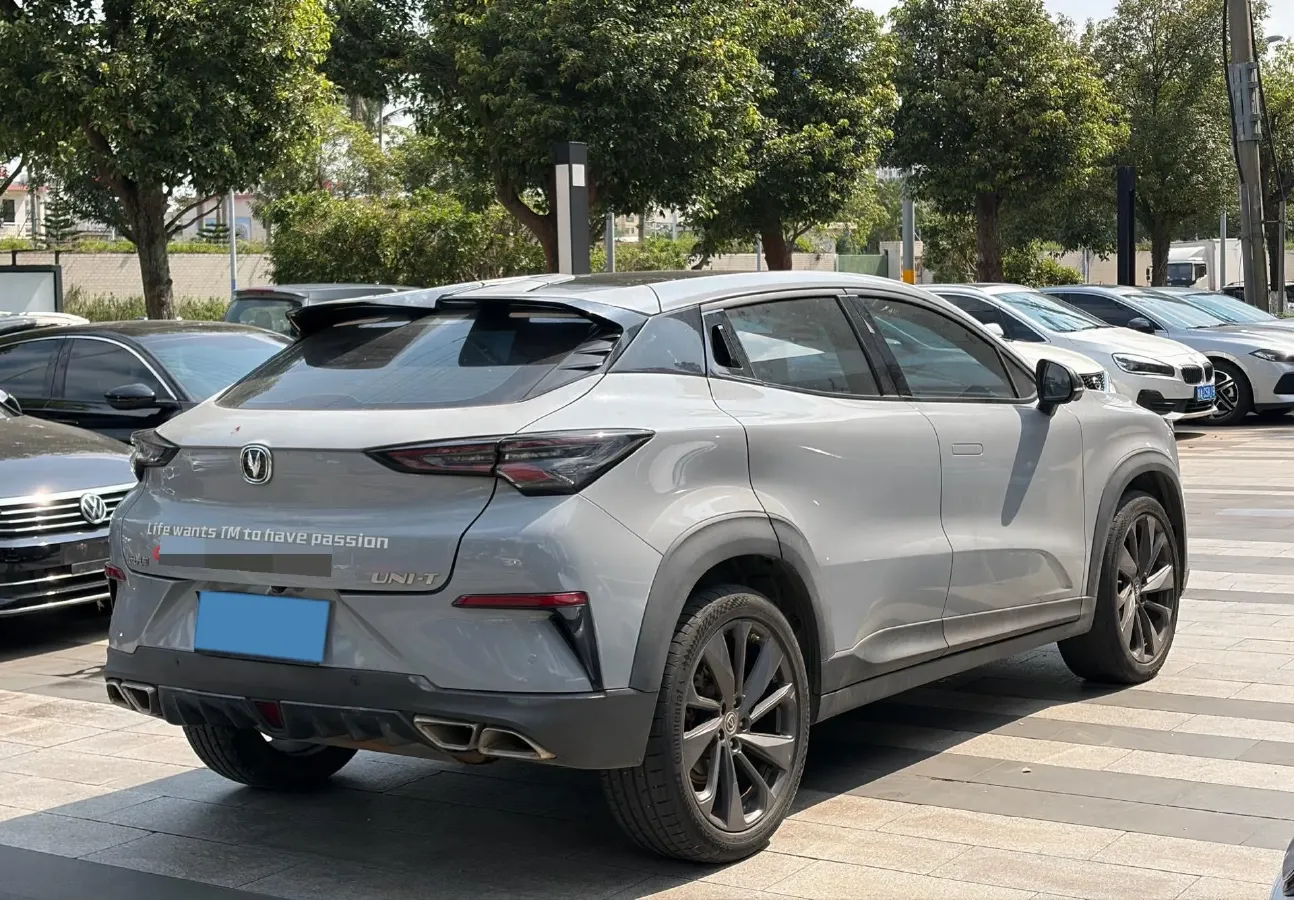 2020 ChangAn UNI-T 1.5T 180HP L4 7DCT,autocango,china used car exporter,china ev exporter,chinese used car exporter,chinese used ev exporter