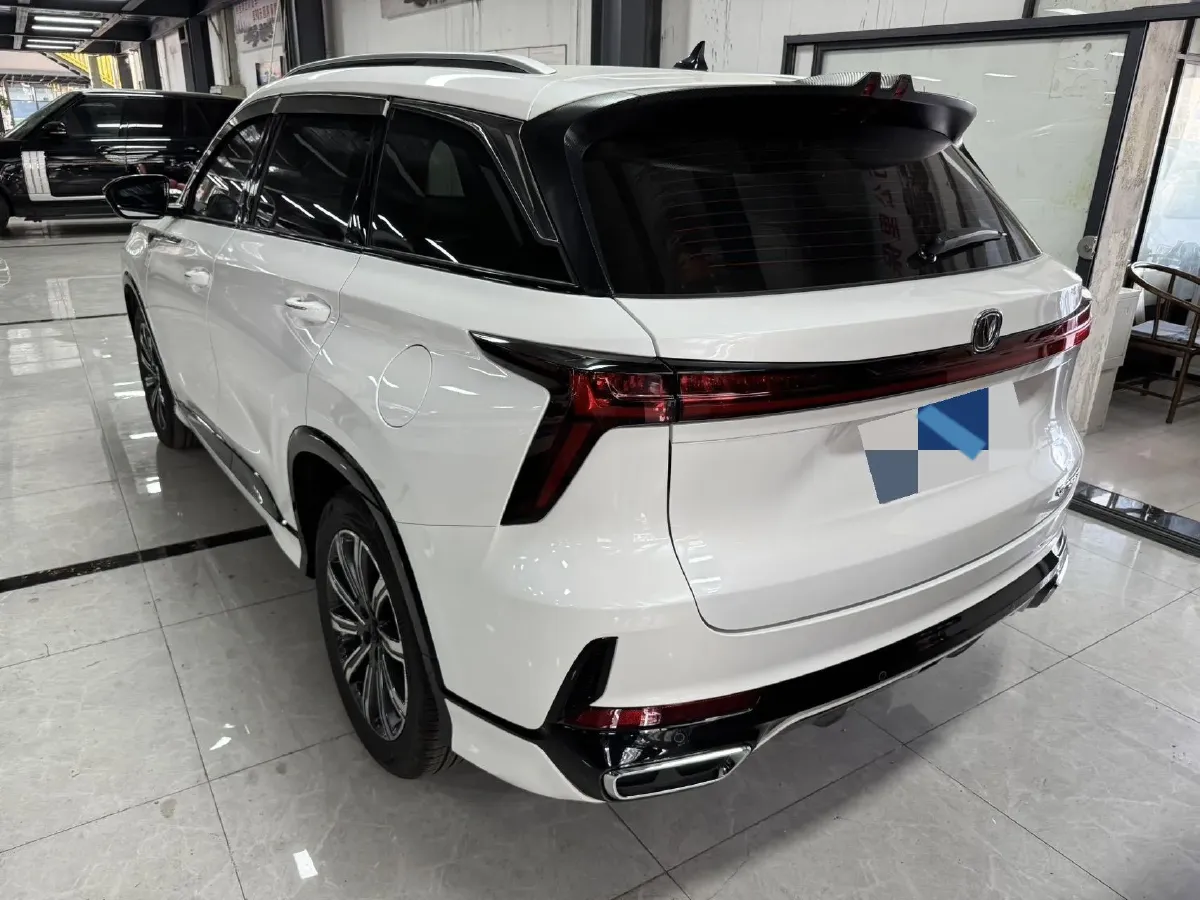 2025 ChangAn CS75 Plus 1.5T 188HP L4 8AT,autocango,china used car exporter,china ev exporter,chinese used car exporter,chinese used ev exporter