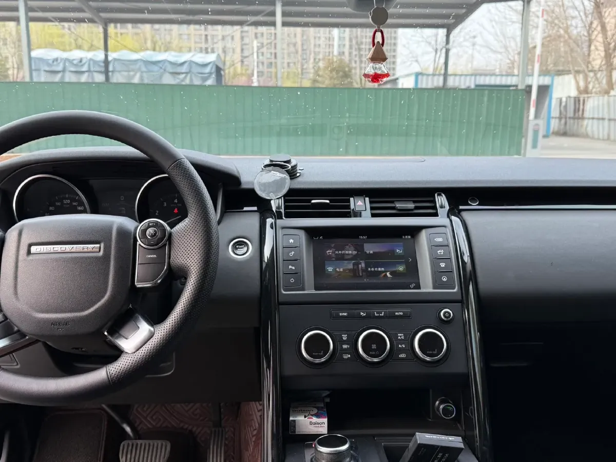 2017 Land Rover Discovery 3.0T 340HP V6 8AT,autocango,china used car exporter,china ev exporter,chinese used car exporter,chinese used ev exporter