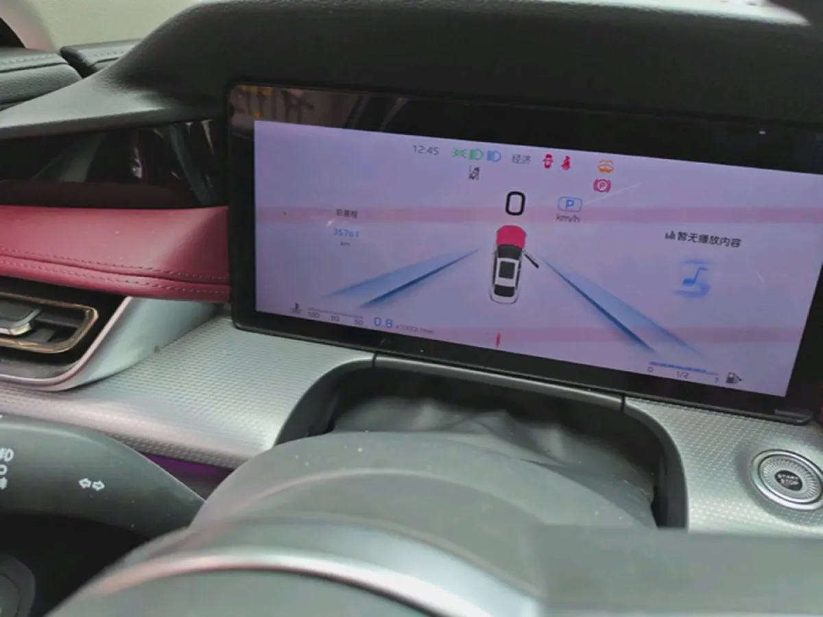 2024 HongQi H5 1.5T 169HP L4 1DHT Hybrid,autocango,china used car exporter,china ev exporter,chinese used car exporter,chinese used ev exporter