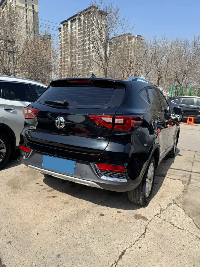 2017 MG ZS 1.5L 120HP L4 5MT,autocango,china used car exporter,china ev exporter,chinese used car exporter,chinese used ev exporter