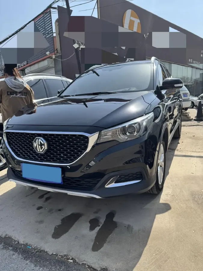 2017 MG ZS 1.5L 120HP L4 5MT,autocango,china used car exporter,china ev exporter,chinese used car exporter,chinese used ev exporter