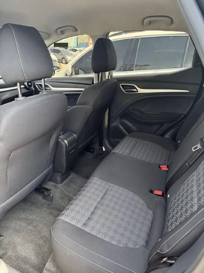 2017 MG ZS 1.5L 120HP L4 5MT,autocango,china used car exporter,china ev exporter,chinese used car exporter,chinese used ev exporter