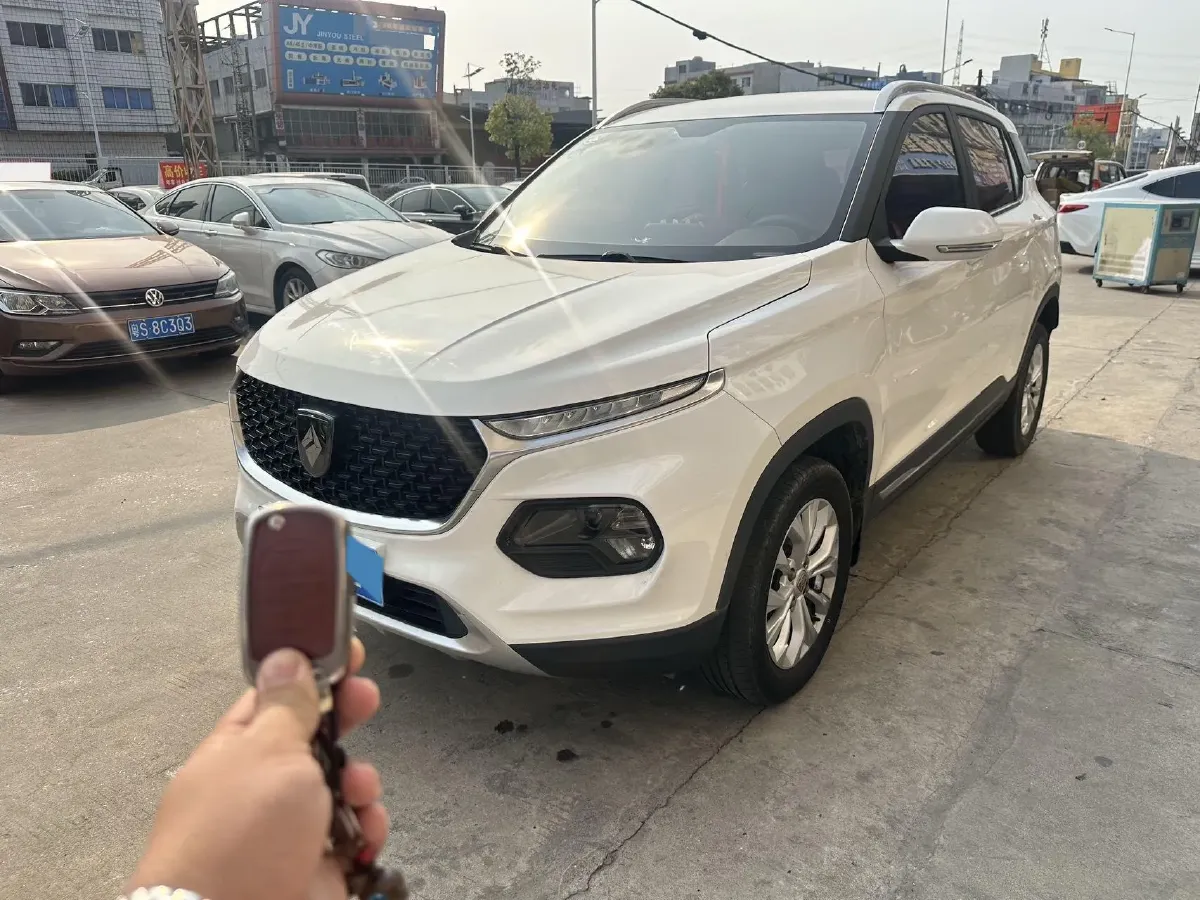 2019 BaoJun 510 1.5L 105HP L4 CVT,autocango,china used car exporter,china ev exporter,chinese used car exporter,chinese used ev exporter