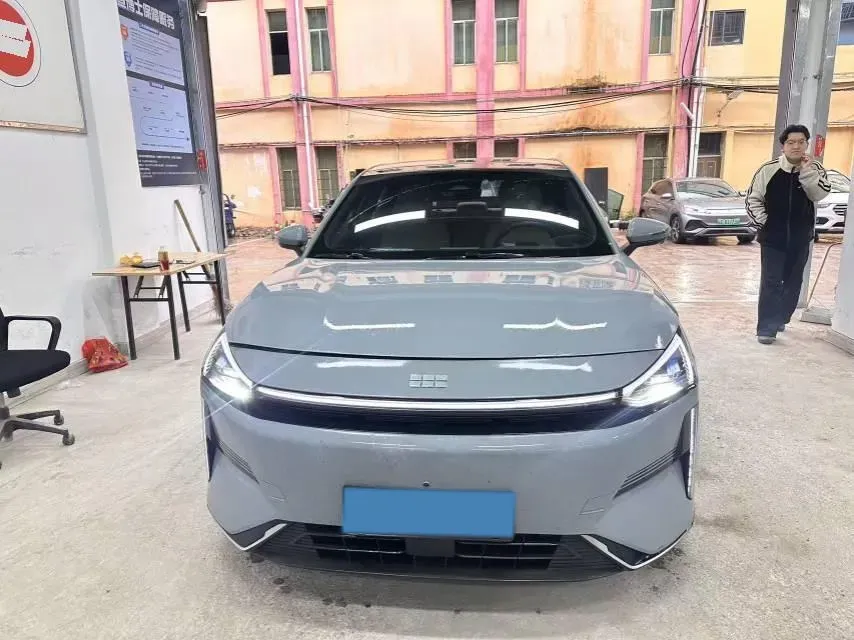 2023 Geely Galaxy L6 1.5T 163HP L4 3DHT PHEV,autocango,china used car exporter,china ev exporter,chinese used car exporter,chinese used ev exporter