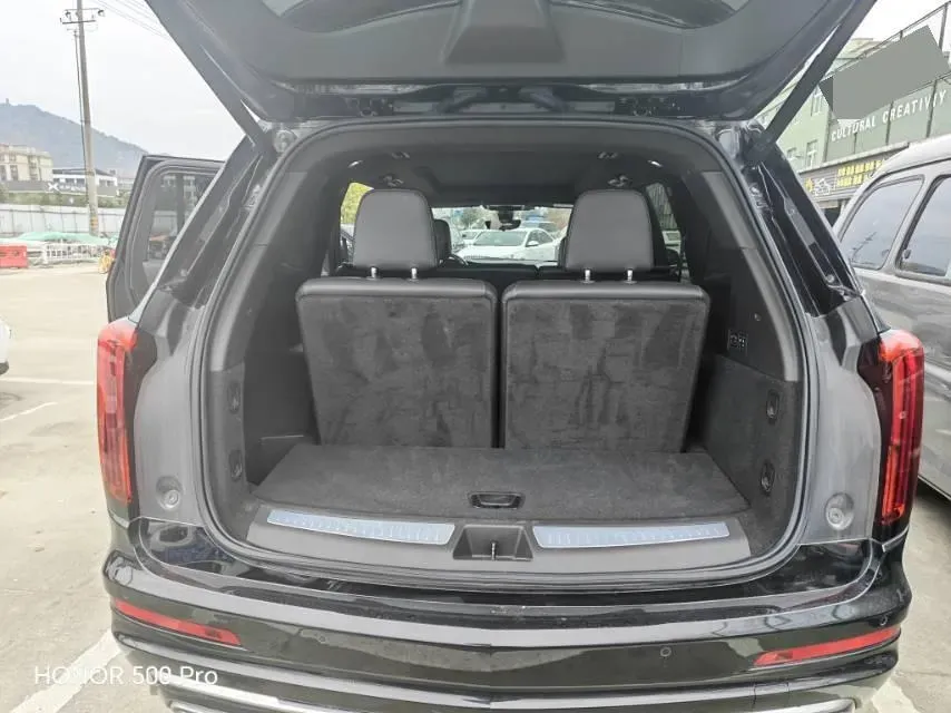 2022 Cadillac XT6 2.0T 237HP L4 9AT,autocango,china used car exporter,china ev exporter,chinese used car exporter,chinese used ev exporter