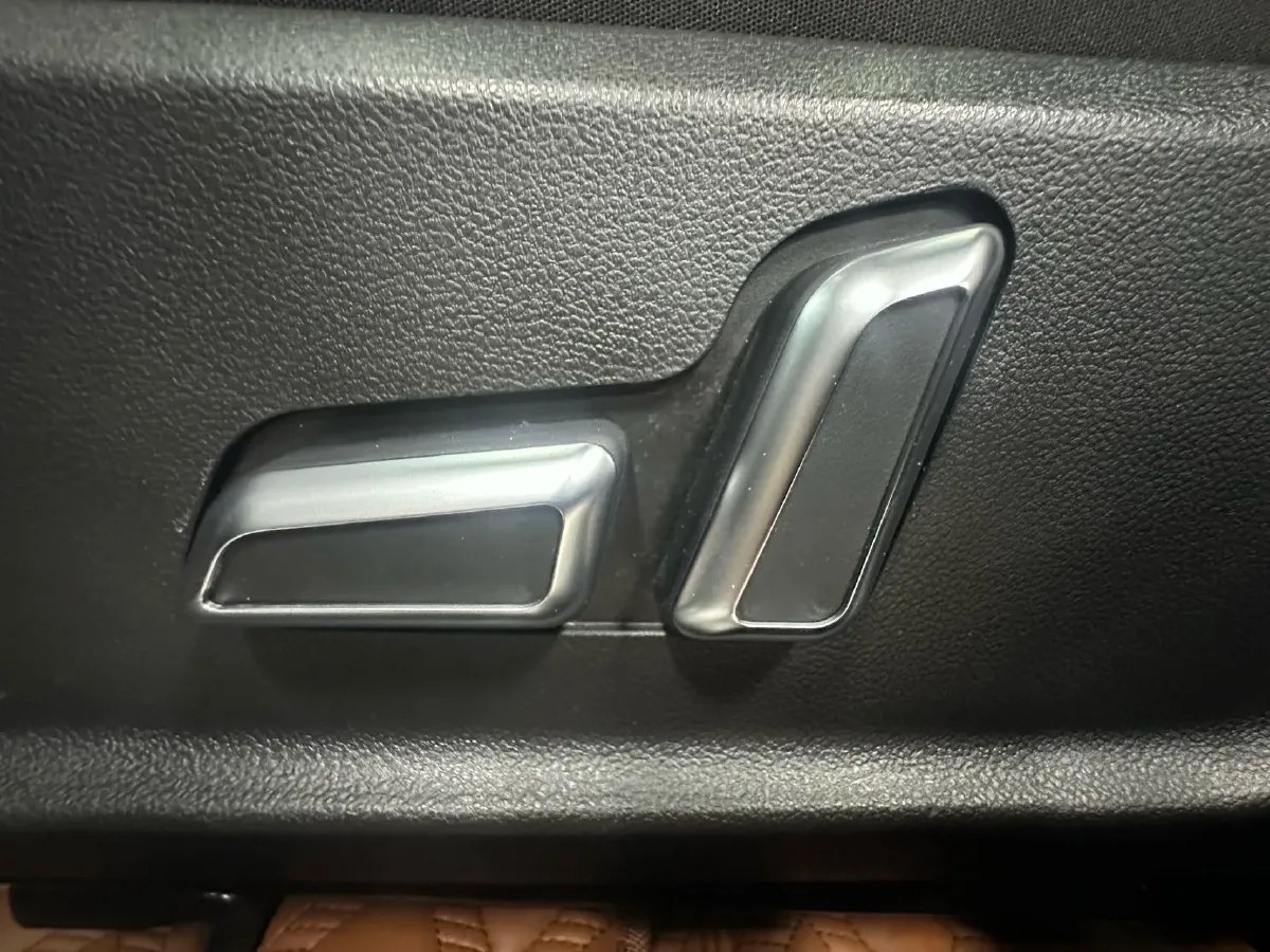 2021 Haval H6 1.5T 150HP L4 7DCT,autocango,china used car exporter,china ev exporter,chinese used car exporter,chinese used ev exporter