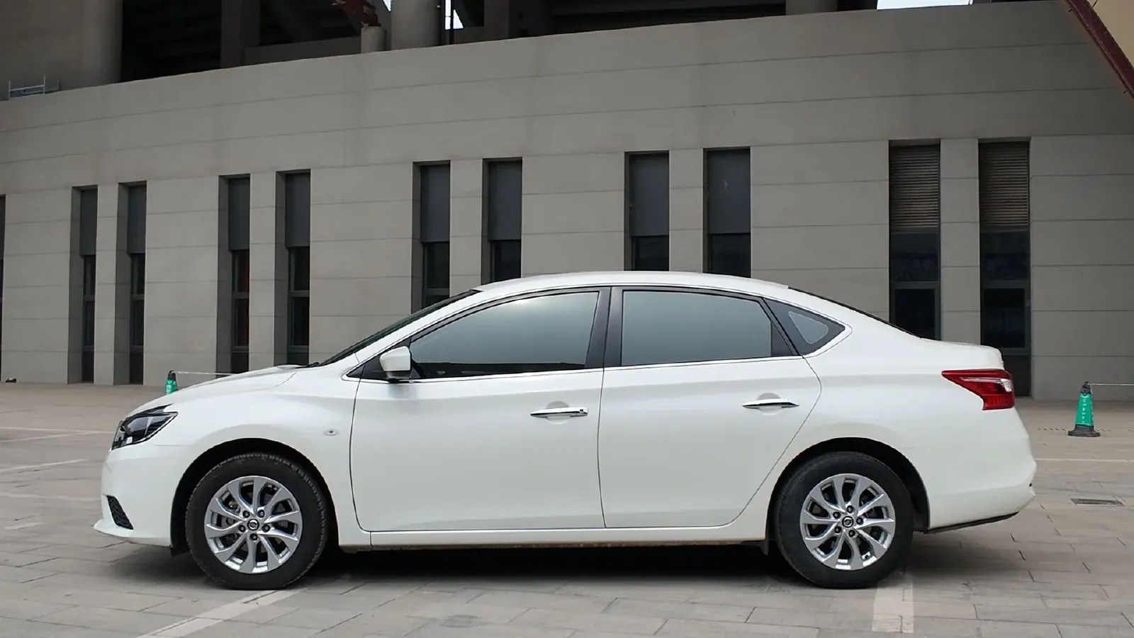 2022 Nissan Sylphy 1.6L 122HP L4 CVT,autocango,china used car exporter,china ev exporter,chinese used car exporter,chinese used ev exporter