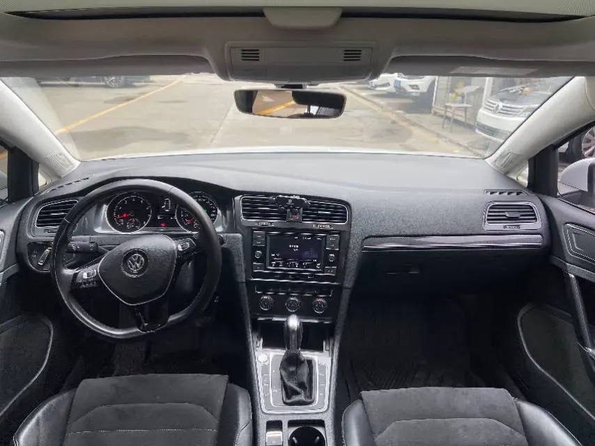 2018 Volkswagen Golf 1.4T 131HP L4 7DCT,autocango,china used car exporter,china ev exporter,chinese used car exporter,chinese used ev exporter