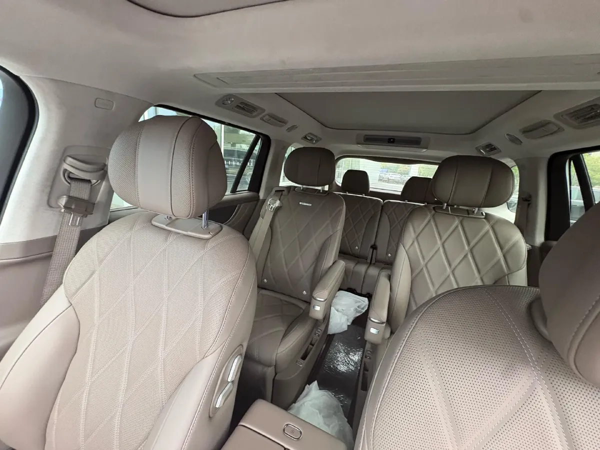 2025 AITO AITO M9 REEV 160HP REEV 52KWH,autocango,china used car exporter,china ev exporter,chinese used car exporter,chinese used ev exporter