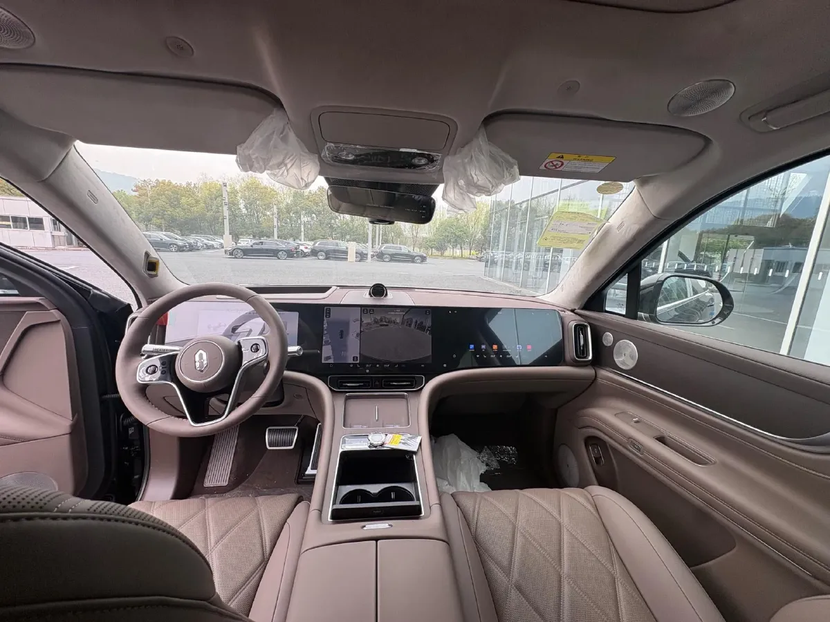 2025 AITO AITO M9 REEV 160HP REEV 52KWH,autocango,china used car exporter,china ev exporter,chinese used car exporter,chinese used ev exporter