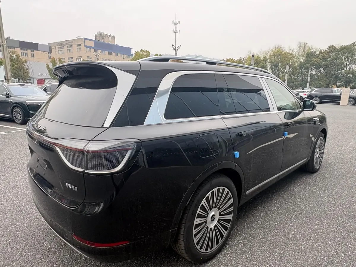 2025 AITO AITO M9 REEV 160HP REEV 52KWH,autocango,china used car exporter,china ev exporter,chinese used car exporter,chinese used ev exporter