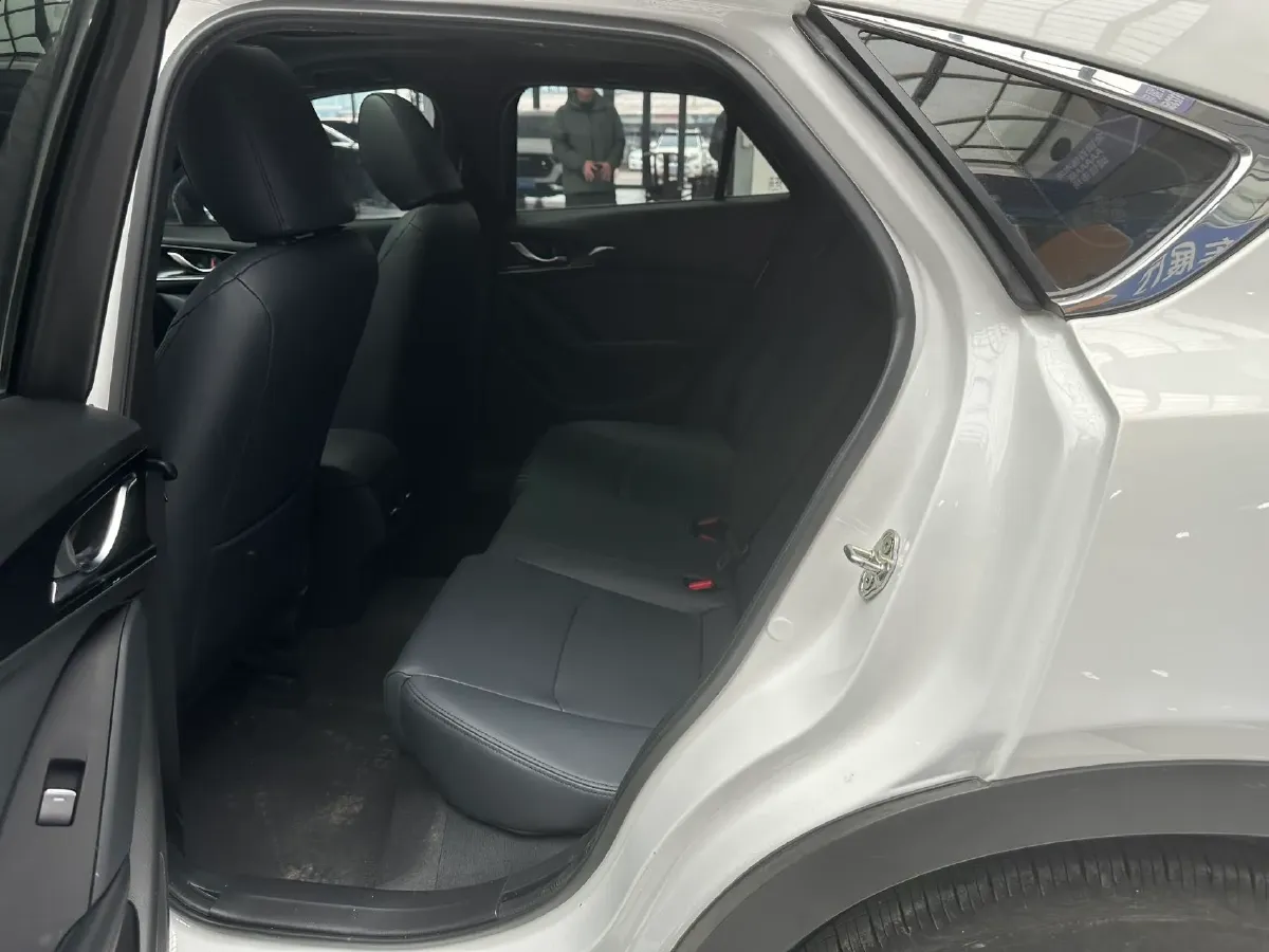 2021 Mazda CX-4 2.0L 158HP L4 6AT,autocango,china used car exporter,china ev exporter,chinese used car exporter,chinese used ev exporter