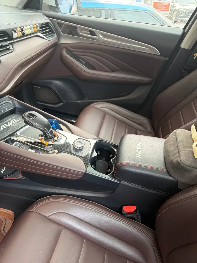 2019 Haval F7 2.0T 197HP L4 7DCT,autocango,china used car exporter,china ev exporter,chinese used car exporter,chinese used ev exporter