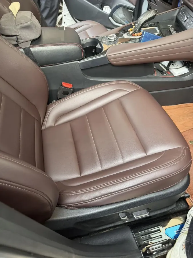 2019 Haval F7 2.0T 197HP L4 7DCT,autocango,china used car exporter,china ev exporter,chinese used car exporter,chinese used ev exporter