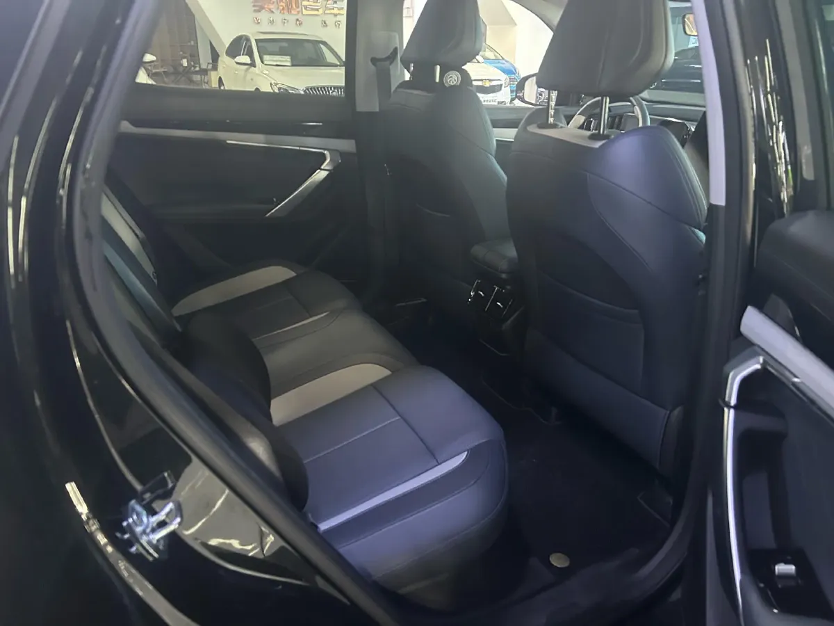 2023 Geely StarRay 1.5T 181HP L4 7DCT,autocango,china used car exporter,china ev exporter,chinese used car exporter,chinese used ev exporter